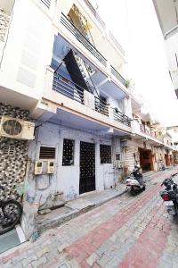 Image of 1890 Sq.ft 6 BHK Independent House for sale in Khokhra, Ahmedabad for Rs. 5500000