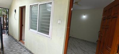Balcony Image of 600 Sq.ft 1 BHK Builder Floor for rent in Cox Town Bengaluru for Rs. 13000