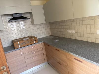 Kitchen Image of 810 Sq.ft 2 BHK Apartment / Flat for rent in Godrej The Suites, Jaypee Greens Greater Noida for Rs. 41000