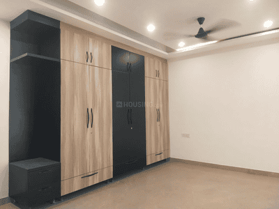 Image of 3000 Sq.ft 4 BHK Builder Floor for sale in Paschim Vihar, New Delhi for Rs. 45000000