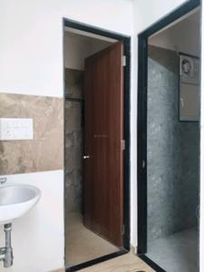 Common Bathroom Image of 650 Sq.ft 1 BHK Apartment / Flat for sale in VTP Leonara H Building, Mahalunge Pune for Rs. 5400000