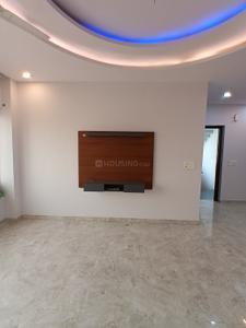 Living Room Image of 3000 Sq.ft 3 BHK Builder Floor for rent in Sector 116 Noida for Rs. 50000