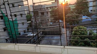 Balcony Image of 630 Sq.ft 2 BHK Builder Floor for sale in Mukundapur Kolkata for Rs. 1600000