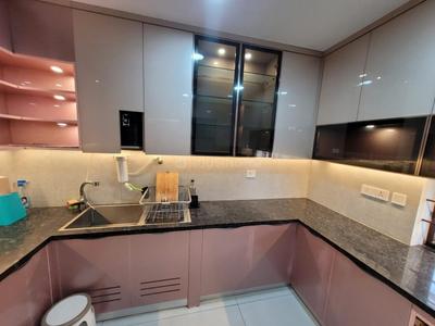 Kitchen Image of 2601 Sq.ft 4 BHK Apartment / Flat for rent in Casagrand Bellissimo, Pazhavanthangal Chennai for Rs. 100000