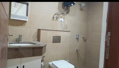 Bathroom Image of 1855 Sq.ft 3 BHK Apartment / Flat for rent in Manesar Gurgaon for Rs. 60000