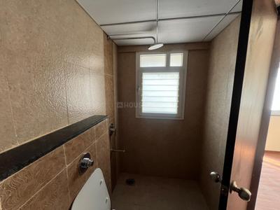Bathroom Image of 900 Sq.ft 2 BHK Apartment / Flat for sale in Puravankara Purva Silversands Phase 1 Building 4 To 9, Mundhwa Pune for Rs. 10000000