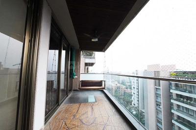 Balcony Image of 7200 Sq.ft 7 BHK Penthouse for sale in Satellite Ahmedabad for Rs. 105000000
