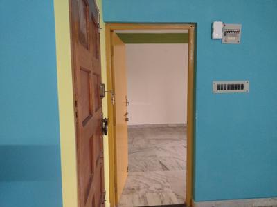 Living Room Image of 900 Sq.ft 2 BHK Apartment / Flat for rent in Dum Dum Kolkata for Rs. 14000