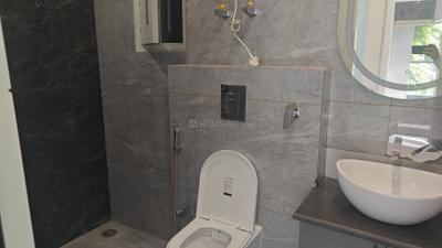 Image of 1943 Sq.ft 4 BHK Builder Floor for sale in Preet Vihar, New Delhi for Rs. 42500000