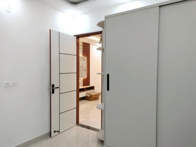 Bedroom Image of 915 Sq.ft 3 BHK Builder Floor for sale in Raju Parak Extension New Delhi for Rs. 7500000