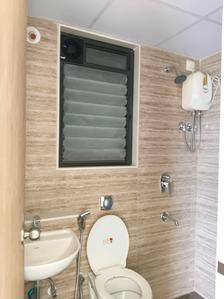 Common Bathroom Image of 680 Sq.ft 1 BHK Apartment / Flat for rent in Lodha Palava Premier, Dombivli East Thane for Rs. 13000
