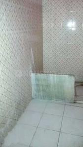 Bathroom Image of 500 Sq.ft 2 BHK Builder Floor for rent in Sohabatiya Bagh Allahabad for Rs. 12000