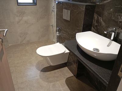 Image of 900 Sq.ft 2 BHK Apartment / Flat for sale in Matunga East, Mumbai for Rs. 40500000