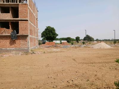 VKS Palm Drive Plot View 2