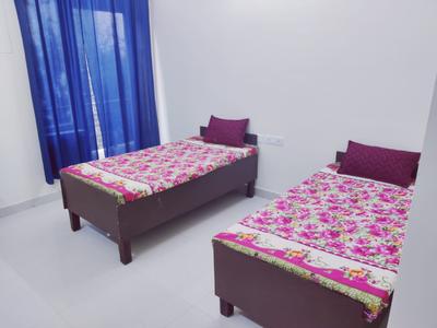 Bedroom Image of rama pg&amp;hostel in Knowledge Park 3, Greater Noida
