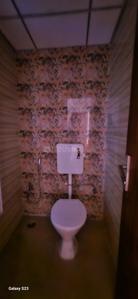 Bathroom Image of 2600 Sq.ft 4.5 BHK Builder Floor for rent in Greater Kailash Jammu for Rs. 50000