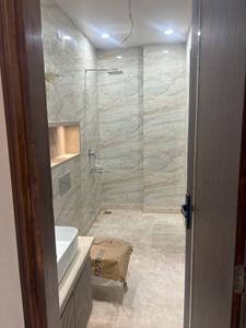 Image of 1900 Sq.ft 4 BHK Builder Floor for sale in Laxmi Nagar, New Delhi for Rs. 22100000