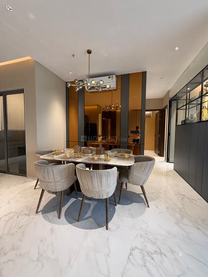 Tulip Infinity Evana Main Image 1