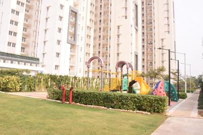 Image of 1371 Sq.ft 3 BHK Apartment / Flat for sale in ASF Isle de Royale, Gwal Pahari, Gurgaon for Rs. 16500000