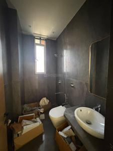 Bathroom Image of 2400 Sq.ft 3 BHK Apartment / Flat for sale in Matunga East Mumbai for Rs. 130000000