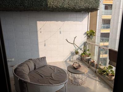 Balcony Image of 1450 Sq.ft 2.5 BHK Apartment / Flat for sale in Lodha Elisium, Sion Mumbai for Rs. 40000000