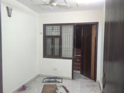 Bedroom Image of 500 Sq.ft 1 BHK Builder Floor for rent in Ranjeet Nagar New Delhi for Rs. 17500