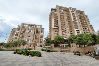Image of 1850 Sq.ft 3 BHK Apartment / Flat for sale in Emaar Palm Gardens, Sector 83, Gurgaon for Rs. 26000000