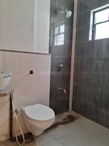 Bathroom Image of 1050 Sq.ft 3 BHK Apartment / Flat for sale in Bhayli Vadodara for Rs. 4300000