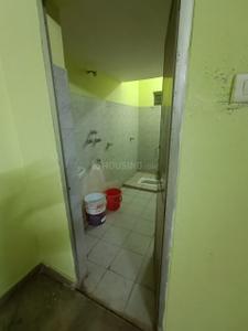 Bathroom Image of 1750 Sq.ft 3 BHK Builder Floor for rent in Lohiya Nagar Begusarai for Rs. 13000