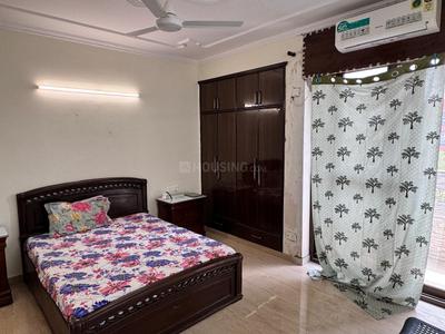 Bedroom Image of 1700 Sq.ft 3 BHK Apartment / Flat for rent in Om Satyam Apartment, Sector 4 Dwarka New Delhi for Rs. 60000