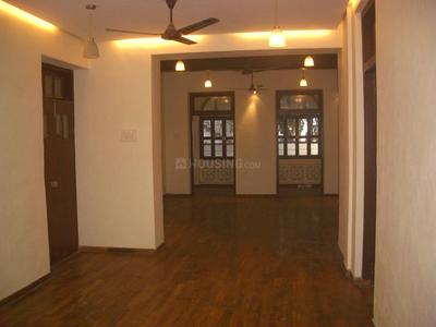 Hall Image of 1700 Sq.ft 3 BHK Apartment / Flat for rent in Colaba Mumbai for Rs. 210000