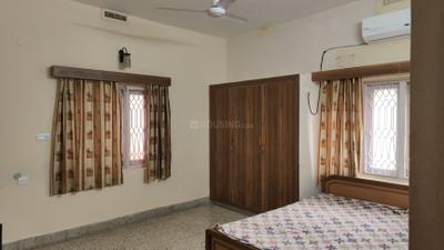 Bedroom Image of 2000 Sq.ft 3 BHK Builder Floor for rent in Begumpet Hyderabad for Rs. 50000