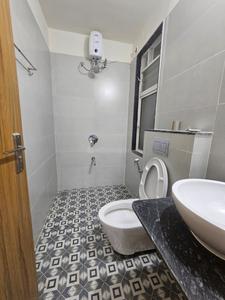 Bathroom Image of 1500 Sq.ft 3 BHK Apartment / Flat for sale in Samraat AmOzon, Gangapur Nashik for Rs. 9000000