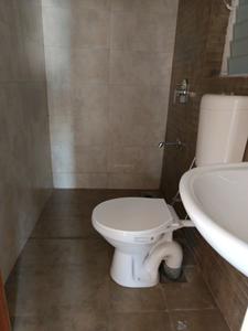 Common Bathroom Image of 1050 Sq.ft 2 BHK Apartment / Flat for sale in Gagan Aviva, Kesnand Pune for Rs. 5250000