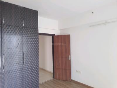 Bedroom Image of 1700 Sq.ft 3 BHK Apartment / Flat for sale in Godrej Oasis, Sector 88A Gurgaon for Rs. 22000000