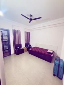 Hall Image of 1500 Sq.ft 3 BHK Apartment / Flat for rent in Metro Ashiyana Phase - 1, Gulmohar Colony Bhopal for Rs. 28000