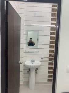 Image of 783 Sq.ft 1 RK Studio for rent in Radhika Properties Radhika Floors 4, Lajpat Nagar, New Delhi for Rs. 17100