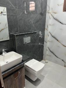 Bathroom Image of 3000 Sq.ft 4 BHK Apartment / Flat for sale in Canal Road Dehradun for Rs. 35000000