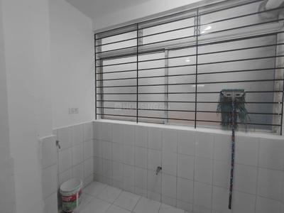 Bathroom Image of 1800 Sq.ft 3 BHK Apartment / Flat for rent in Arakere Bengaluru for Rs. 49000
