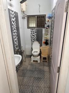 Bathroom Image of 2200 Sq.ft 3.5 BHK Builder Floor for rent in Thiruvanmiyur Chennai for Rs. 65000