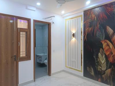 Bedroom Image of 1170 Sq.ft 4 BHK Apartment / Flat for sale in Sector 24 Rohini New Delhi for Rs. 11000000