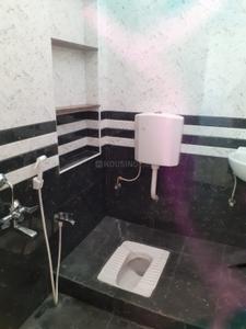 Bathroom Image of 900 Sq.ft 2 BHK Apartment / Flat for rent in Alagapuram Pudur Salem for Rs. 12500