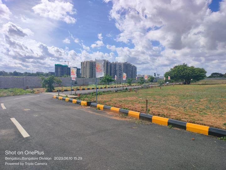 Oraiyan Vistara villas and plots Main Image 1