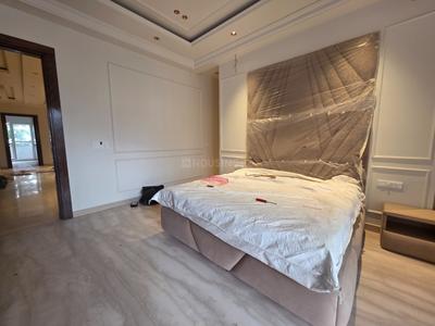 Bedroom Image of 3500 Sq.ft 4 BHK Builder Floor for sale in Anand Vihar New Delhi for Rs. 62500000