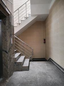 Staircase Image of 4500 Sq.ft 5 BHK Builder Floor for rent in Vasant Kunj New Delhi for Rs. 210000