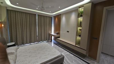 Bedroom Image of 3200 Sq.ft 4 BHK Builder Floor for sale in Greenwood City Floors, Sector 45 Gurgaon for Rs. 55000000