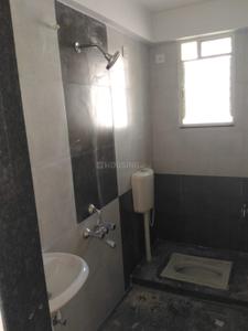 Bathroom Image of 910 Sq.ft 2 BHK Apartment / Flat for sale in Venus Nandini Bellus, Hadapsar Pune for Rs. 6767000