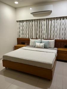 Bedroom Image of 2400 Sq.ft 4 BHK Duplex for sale in Sunpharma Road Vadodara for Rs. 18000000