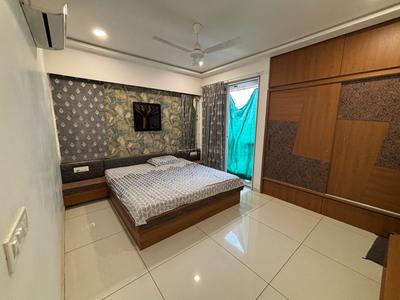 Bedroom Image of 1200 Sq.ft 2 BHK Apartment / Flat for rent in Harni Vadodara for Rs. 18000