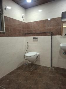 Bathroom Image of 3000 Sq.ft 3 BHK Apartment / Flat for rent in Banjara Hills Hyderabad for Rs. 100000